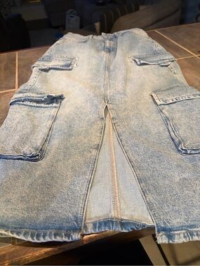 Pilcro -Anthropologie Light Blue Denim Maxi Skirt with Cargo Pockets ~size 4